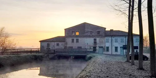 Mulino all'alba
